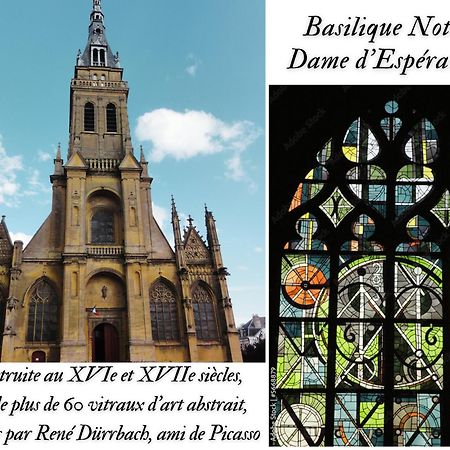 Charleville-Mezieres: Belle Vue Place Ducale Kültér fotó