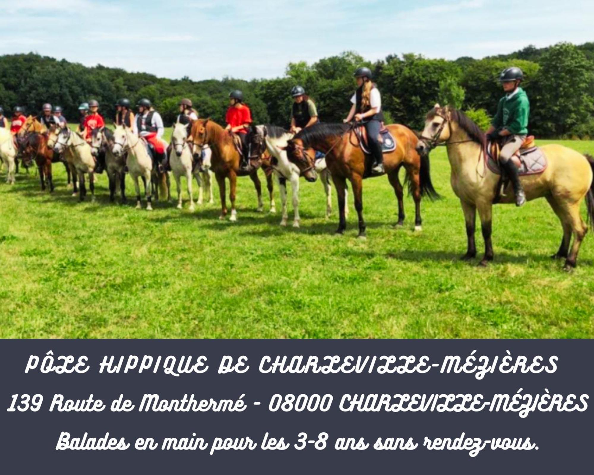 Charleville-Mezieres: Belle Vue Place Ducale Kültér fotó